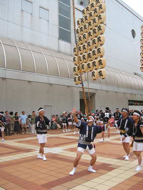 秋田竿燈祭